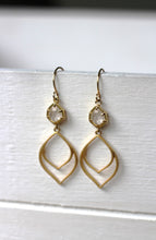 Lade das Bild in den Galerie-Viewer, OHRRINGE INDIA VERGOLDET KRISTALL