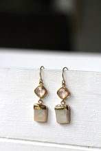 Lade das Bild in den Galerie-Viewer, OHRRINGE HARMONY PERLMUTT VERGOLDET