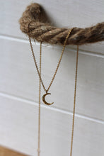 Lade das Bild in den Galerie-Viewer, KETTE LUNA KLEIN VERGOLDET