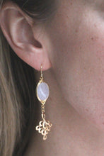 Lade das Bild in den Galerie-Viewer, OHRRINGE TERRA VERGOLDET ROSENQUARZ