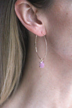 Lade das Bild in den Galerie-Viewer, OHRRINGE POPPY VERGOLDET RED WOOD