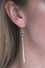 Lade das Bild in den Galerie-Viewer, OHRRINGE ELOWEN VERGOLDET ANTHRAZIT