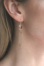 Lade das Bild in den Galerie-Viewer, OHRRINGE CASSIA VERGOLDET PFIRSICH