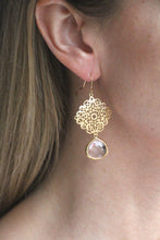 Lade das Bild in den Galerie-Viewer, OHRRINGE BLOOM VERGOLDET KRISTALL