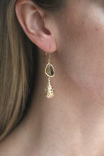 Lade das Bild in den Galerie-Viewer, OHRRINGE FLEUR VERGOLDET ZITRUS