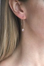Lade das Bild in den Galerie-Viewer, OHRRINGE LOVE KLEIN VERGOLDET ROSENQUARZ