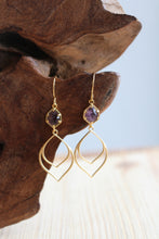 Lade das Bild in den Galerie-Viewer, Goldene zarte Ohrringe Amethyst im Boho Stil by Jamie Flynn