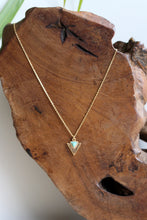 Lade das Bild in den Galerie-Viewer, KETTE ARROW VERGOLDET TÜRKIS