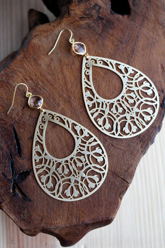 Goldene große Ohrringe im Boho Stil by Jamie Flynn