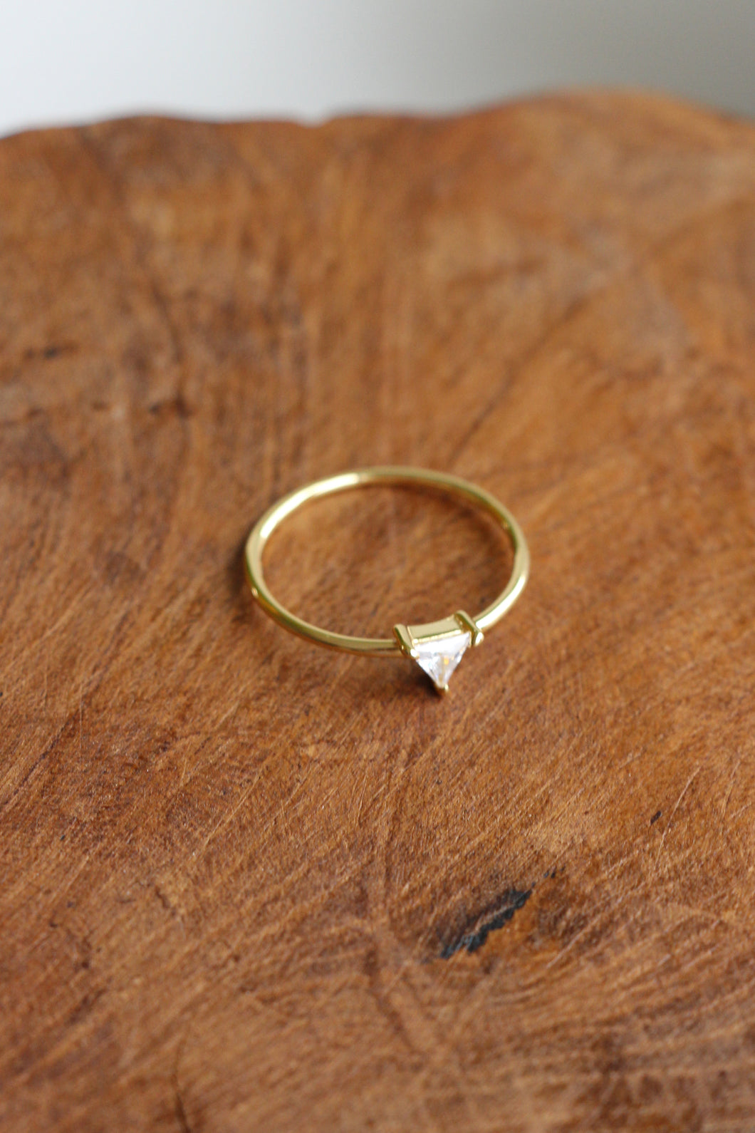 RING TRIPLE GODDESS VERGOLDET